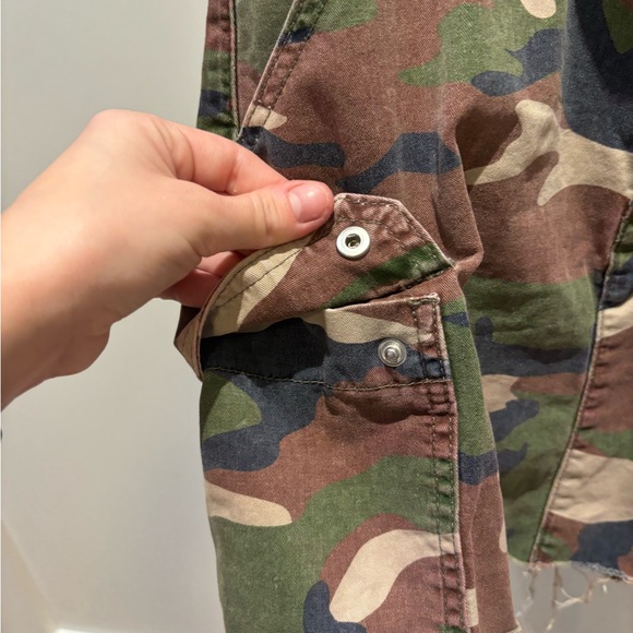 Urban outfitters cargo denim mini skirt - Picture 4 of 4